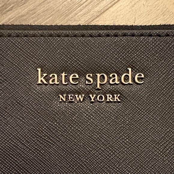 Kate Spade Black Purse with Gold Hardware - Shoulder bag - Picture 2 of 13